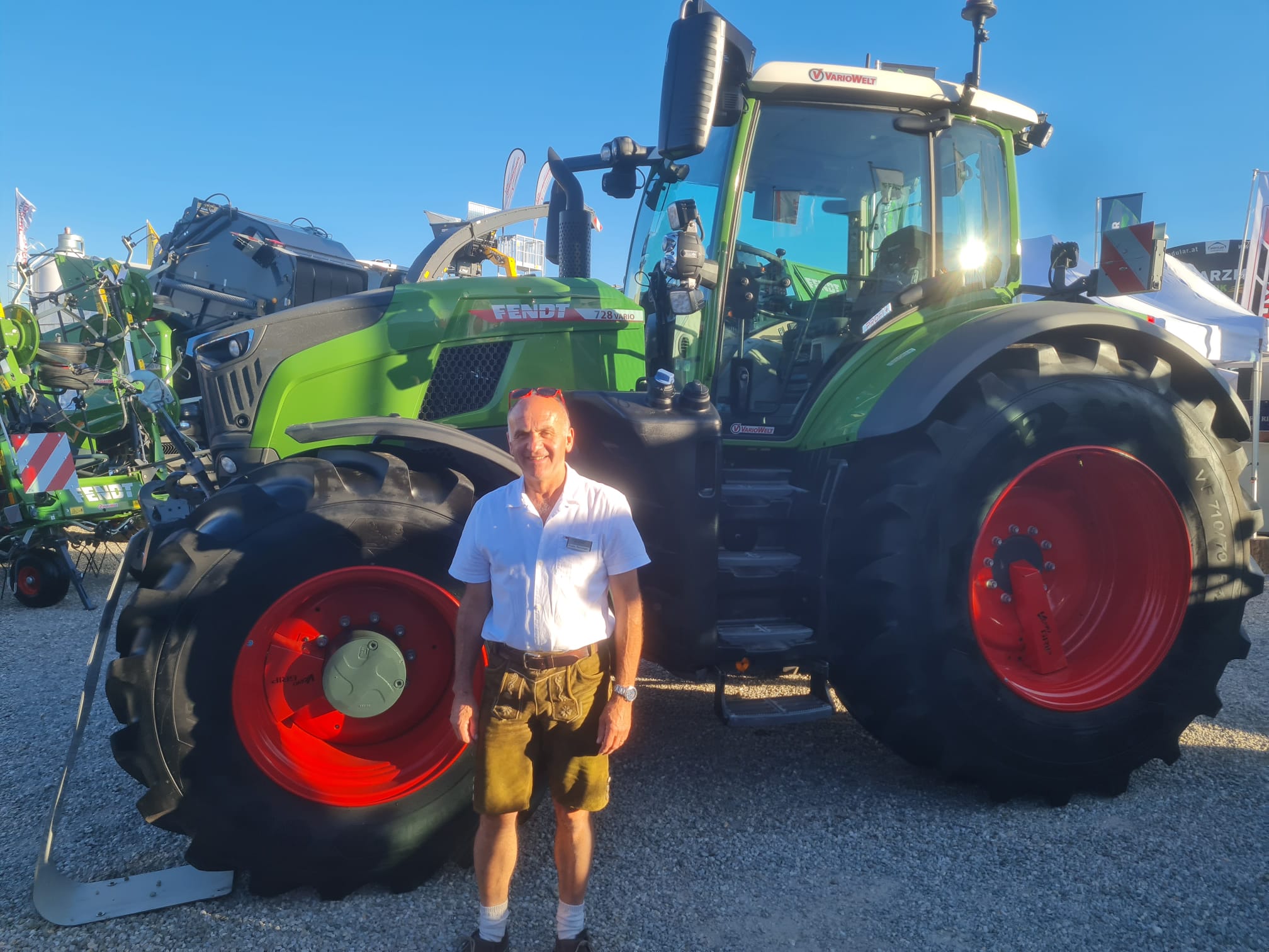Home - Landtechnik Sternbauer